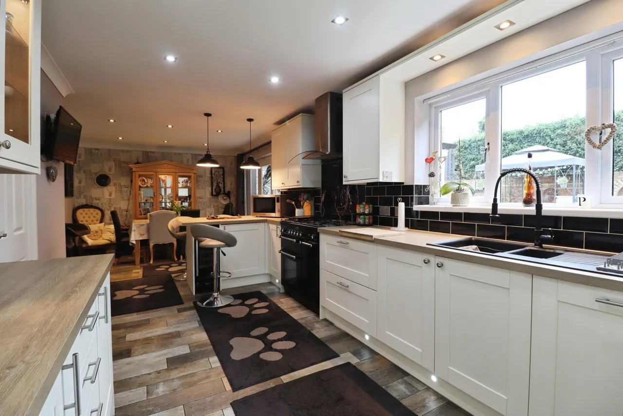 Lower Pasture, Blaxton, DN9, photo 12