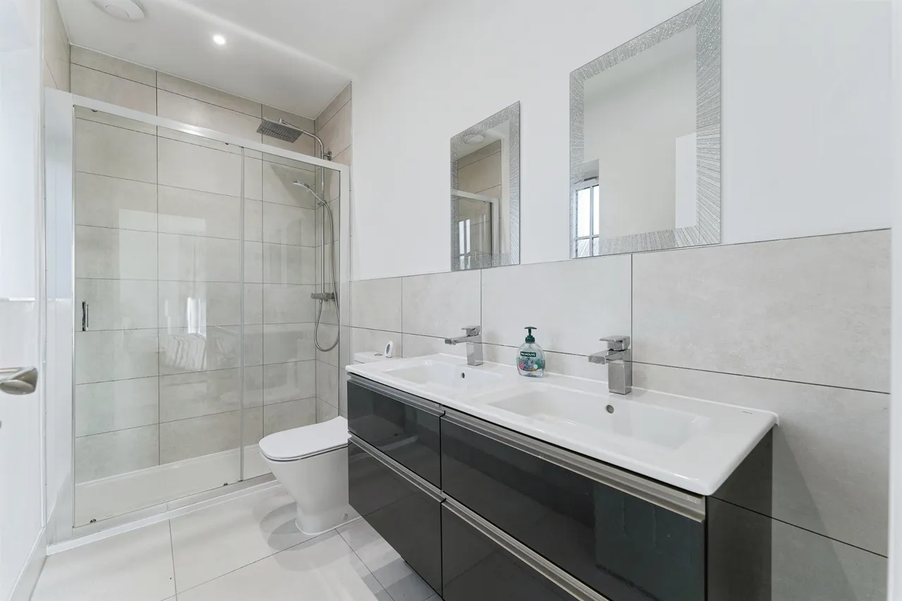 Walnut Drive, Ely, CB6, photo 11