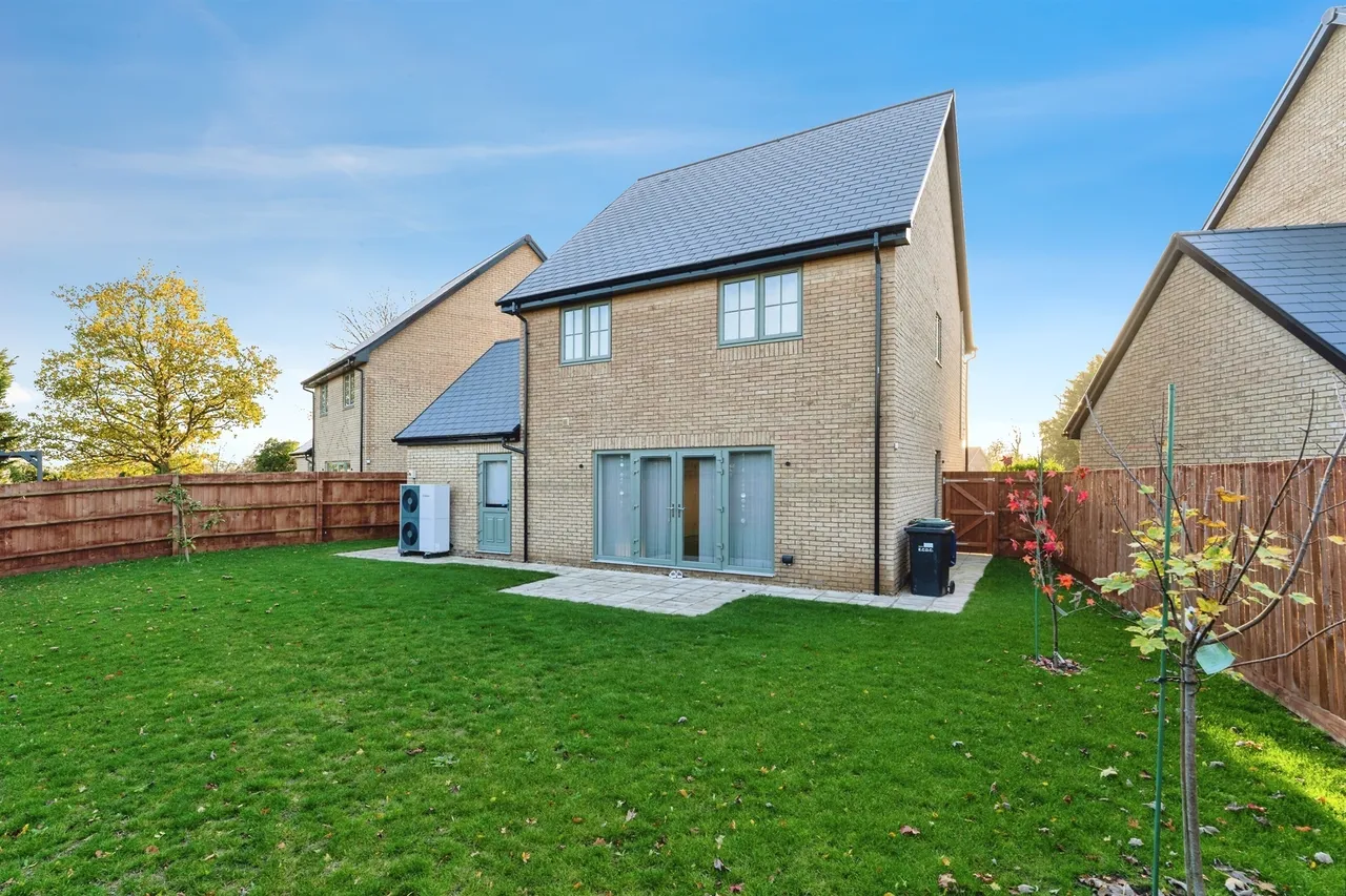 Walnut Drive, Ely, CB6, photo 16