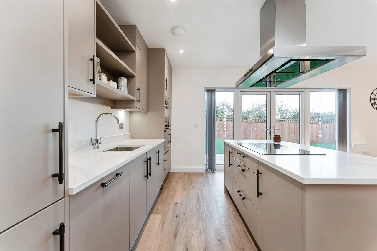 Walnut Drive, Ely, CB6, photo 4