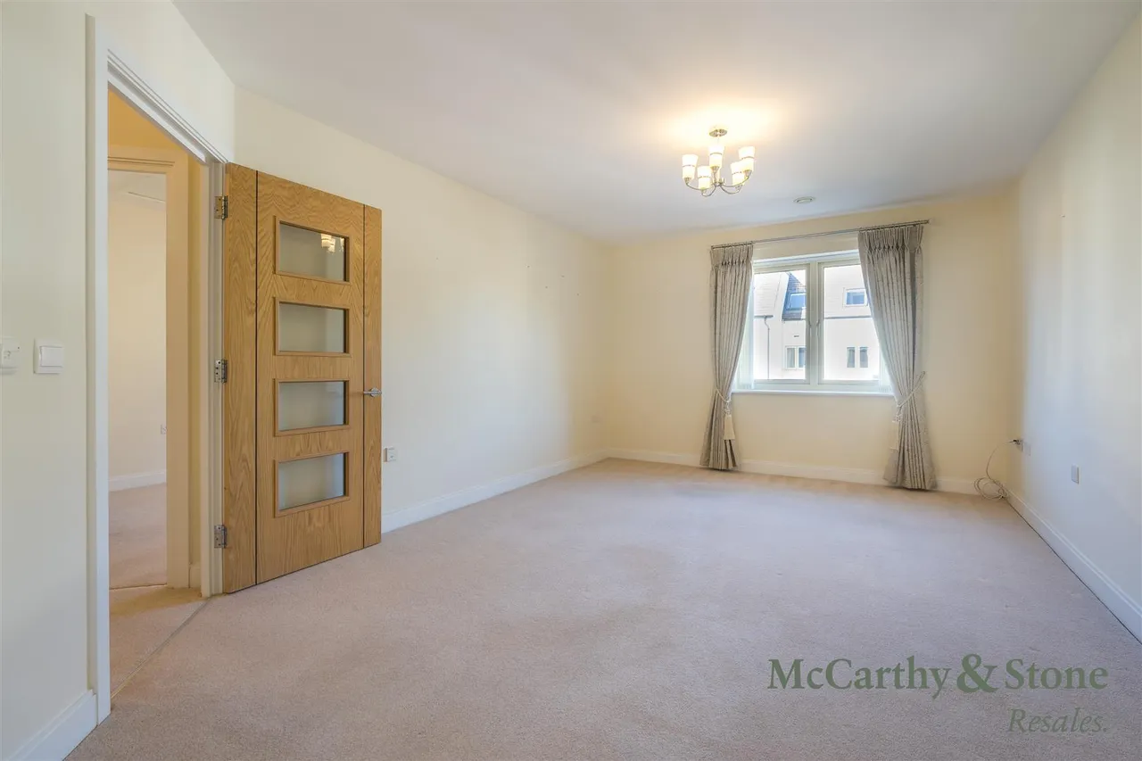 Hospital Road, Moreton-In-Marsh, GL56, photo 7