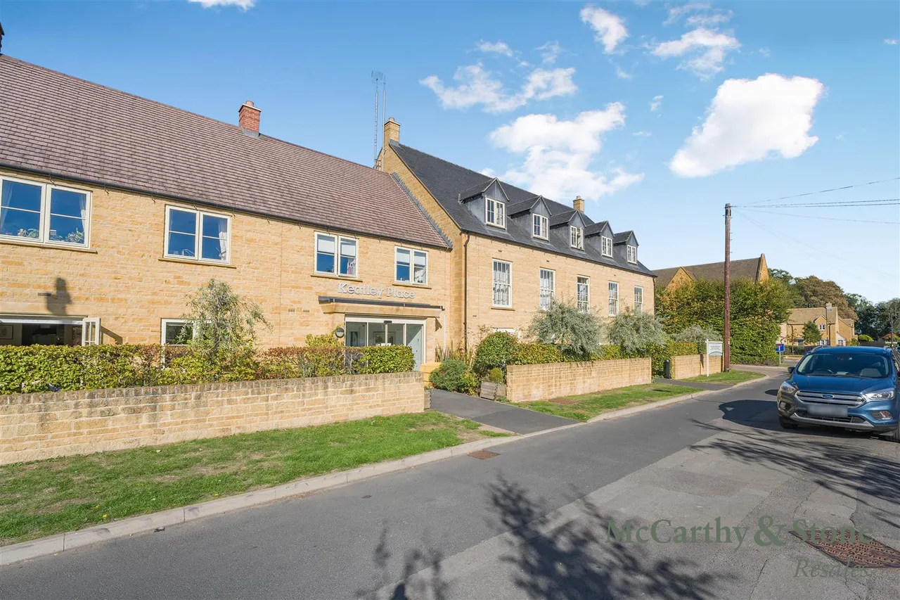 Hospital Road, Moreton-In-Marsh, GL56, photo 24