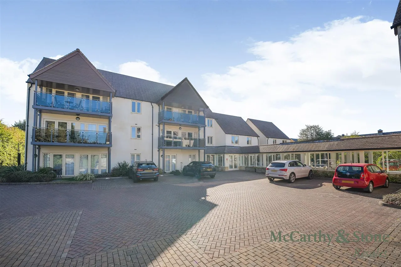 Hospital Road, Moreton-In-Marsh, GL56, photo 21