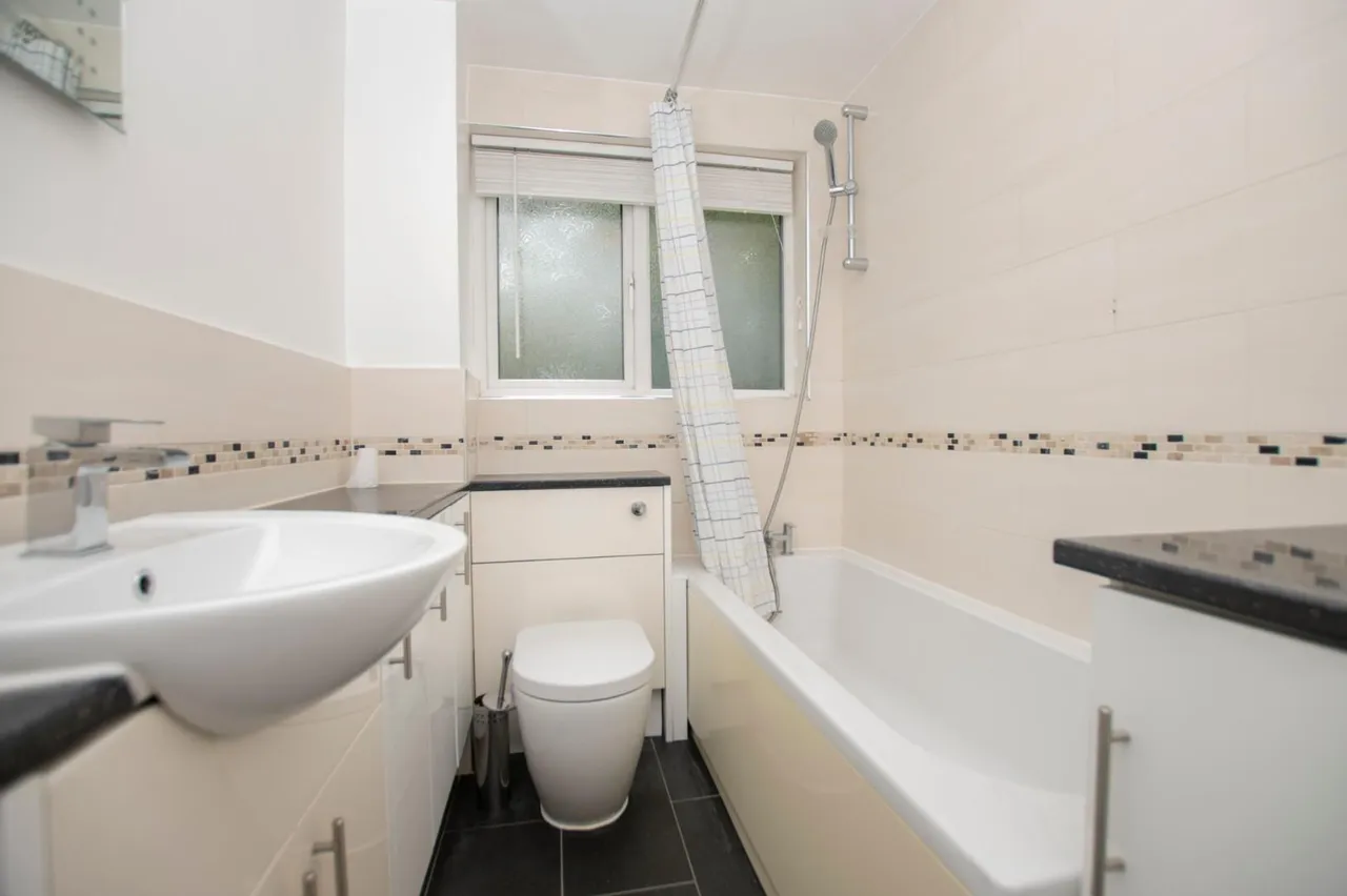 West End Road, Southampton, SO18 6RW, photo 9