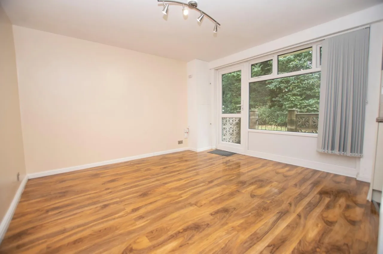West End Road, Southampton, SO18 6RW, photo 3