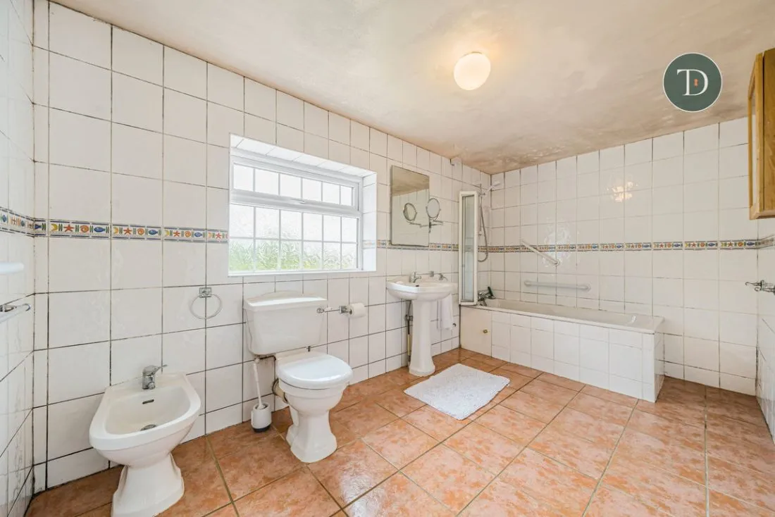 Rake Lane, Little Stanney, CH2 4HS, photo 18