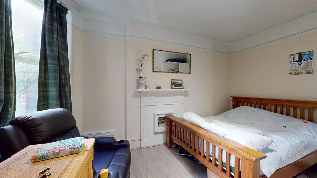 Talgarth Road, London, W14, photo 7