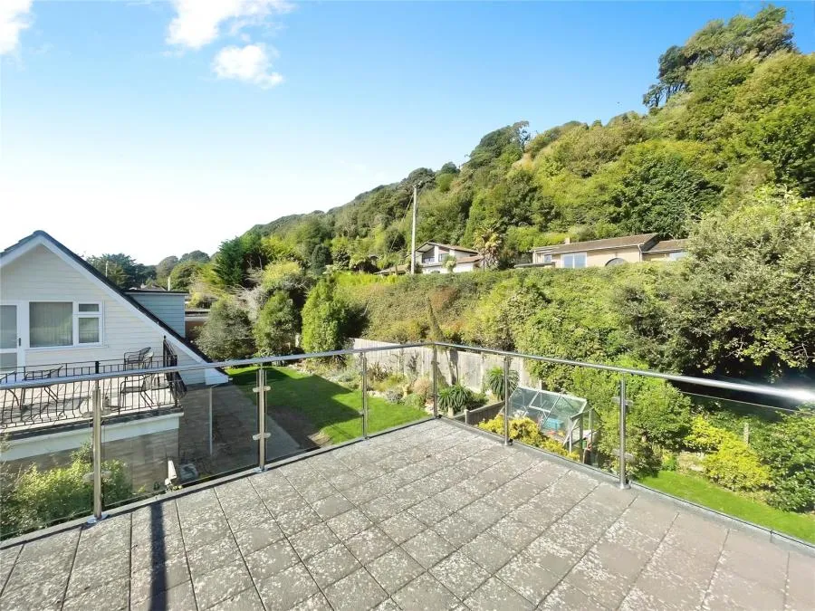 Twining Road, St. Lawrence, PO38, photo 12