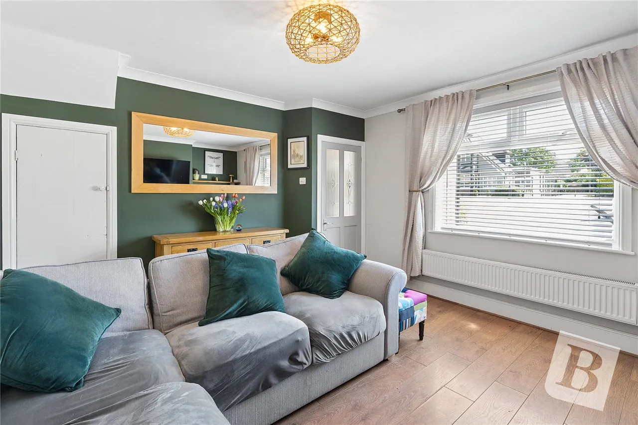 Abbs Cross Lane, Hornchurch, RM12, photo 5