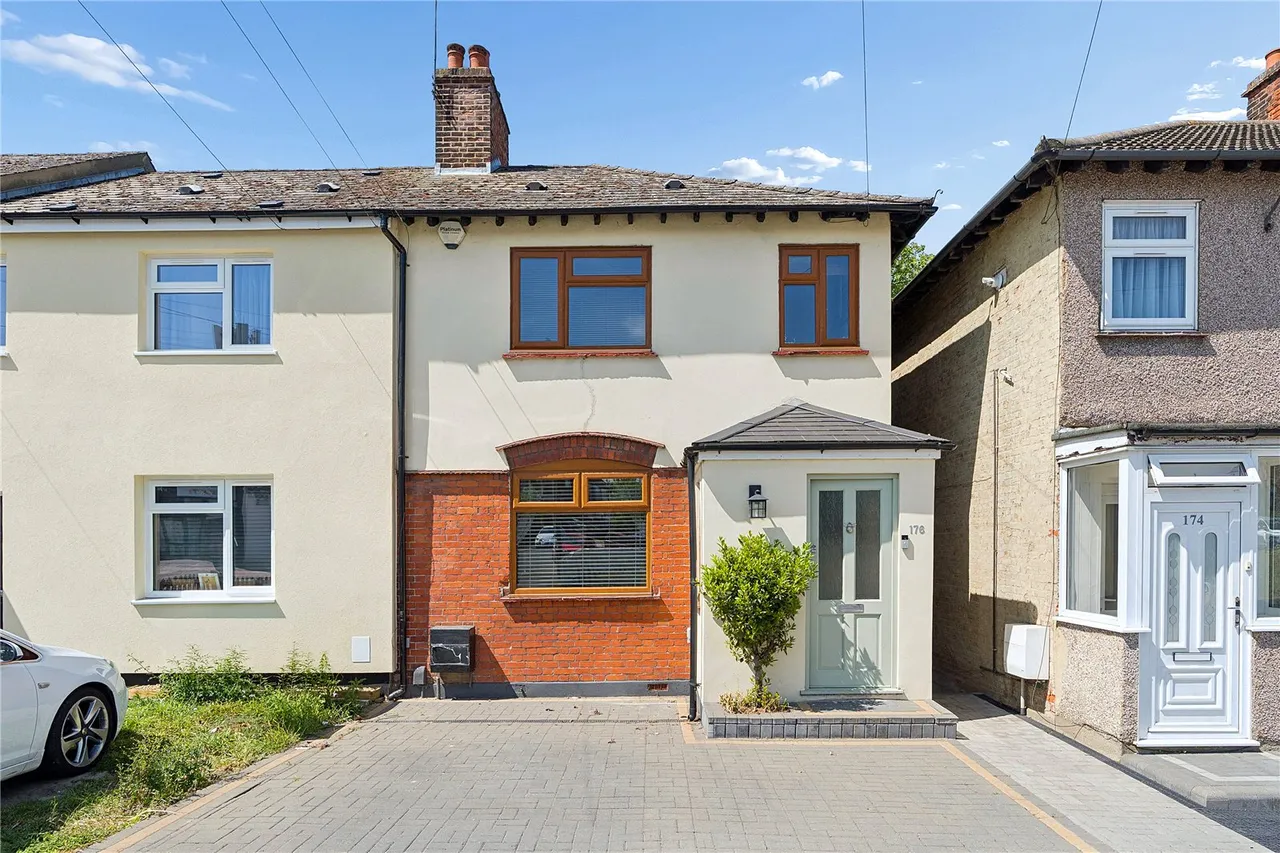 Abbs Cross Lane, Hornchurch, RM12, photo 11