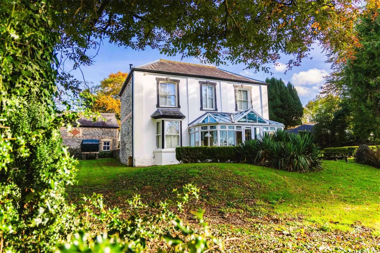 Tregaron, Ceredigion, SY25 6NG, photo 3