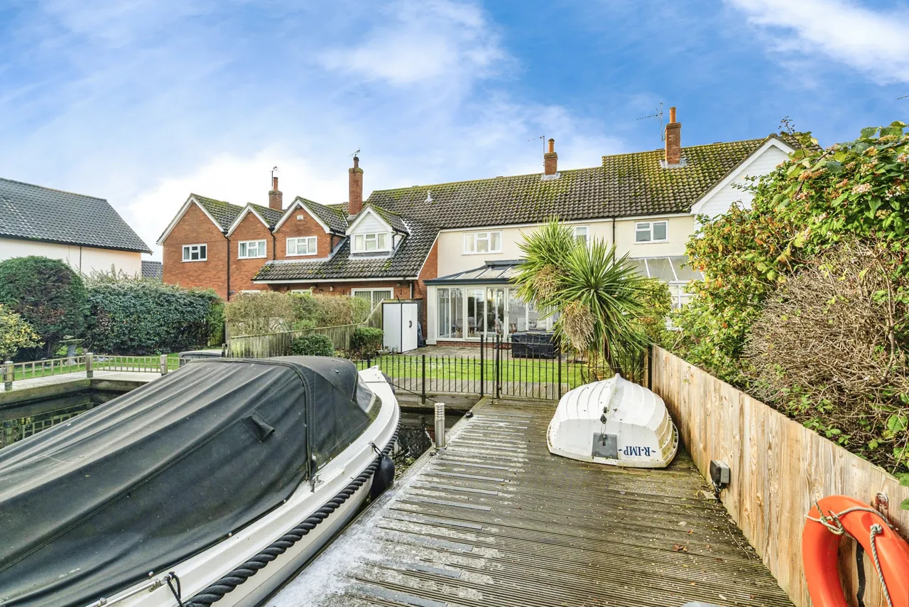 3 bed house for sale — The Rhond, Hoveton, Norwich, Norfolk, NR12