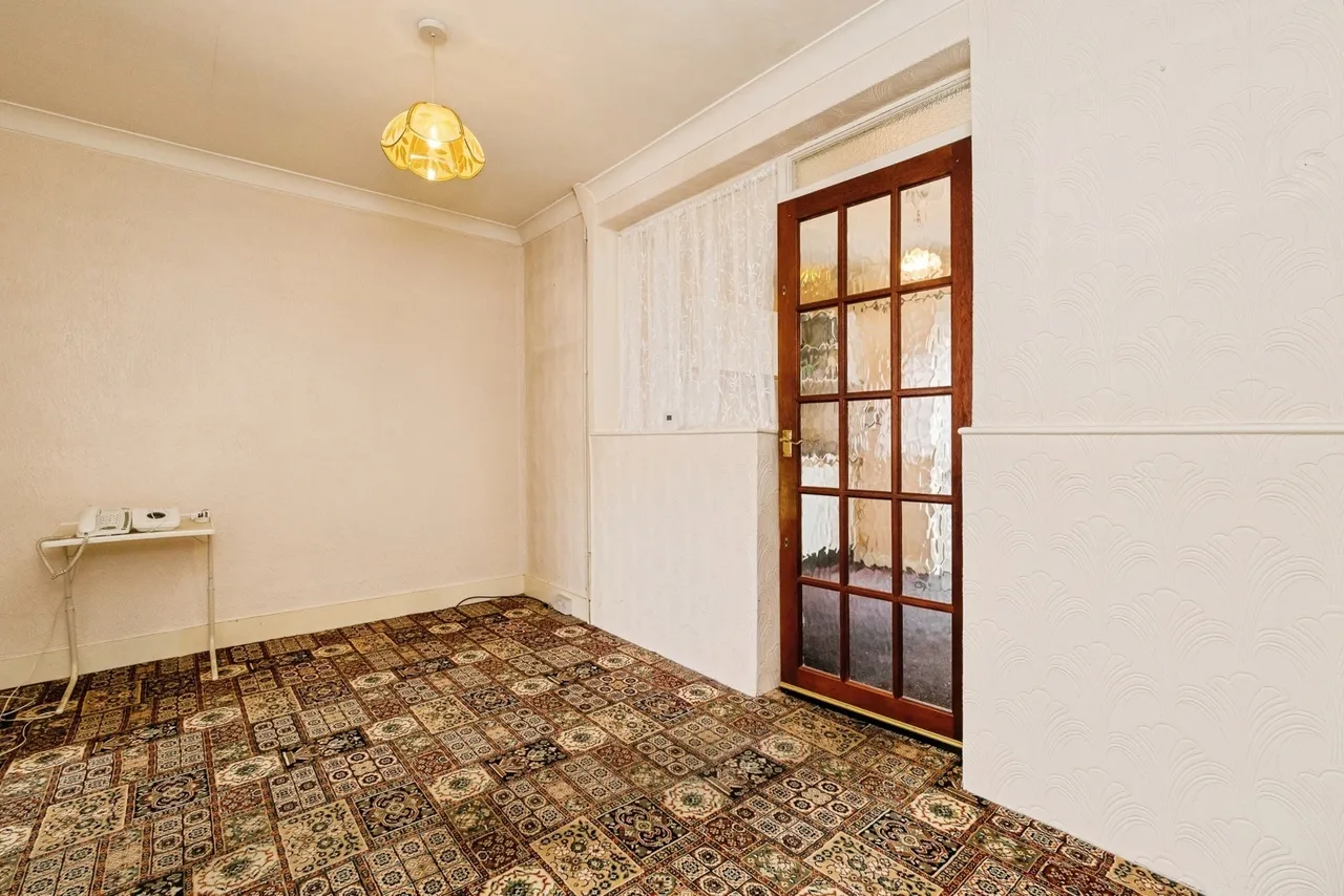 Mayswood Gardens, Dagenham, RM10, photo 10
