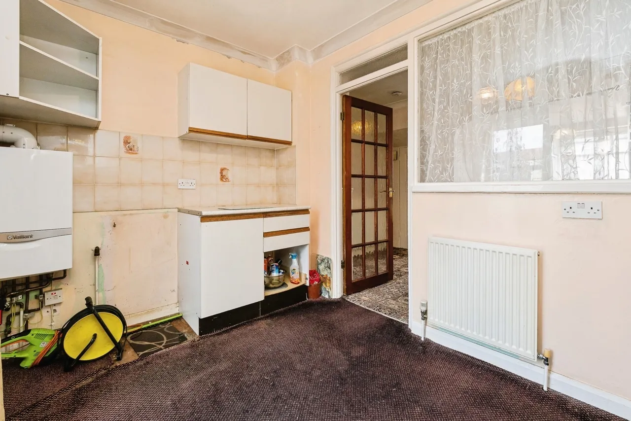 Mayswood Gardens, Dagenham, RM10, photo 7