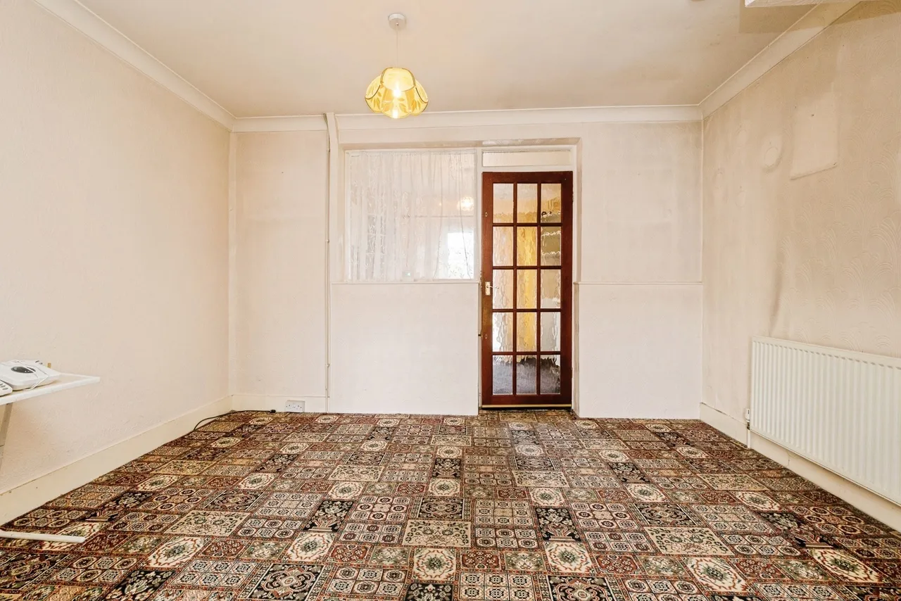Mayswood Gardens, Dagenham, RM10, photo 12