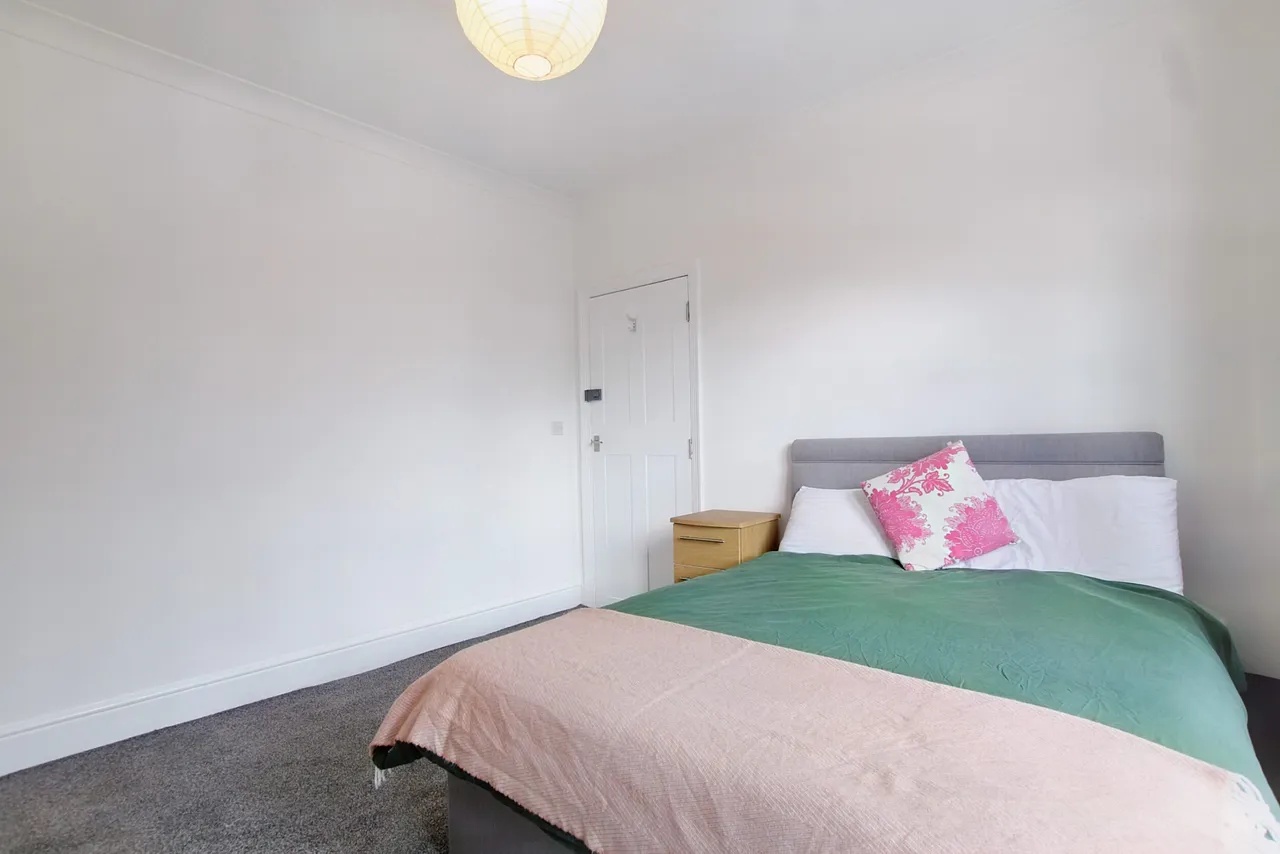 Room 1, 155, Tredworth Road, Gloucester, GL1 4QZ, photo 8