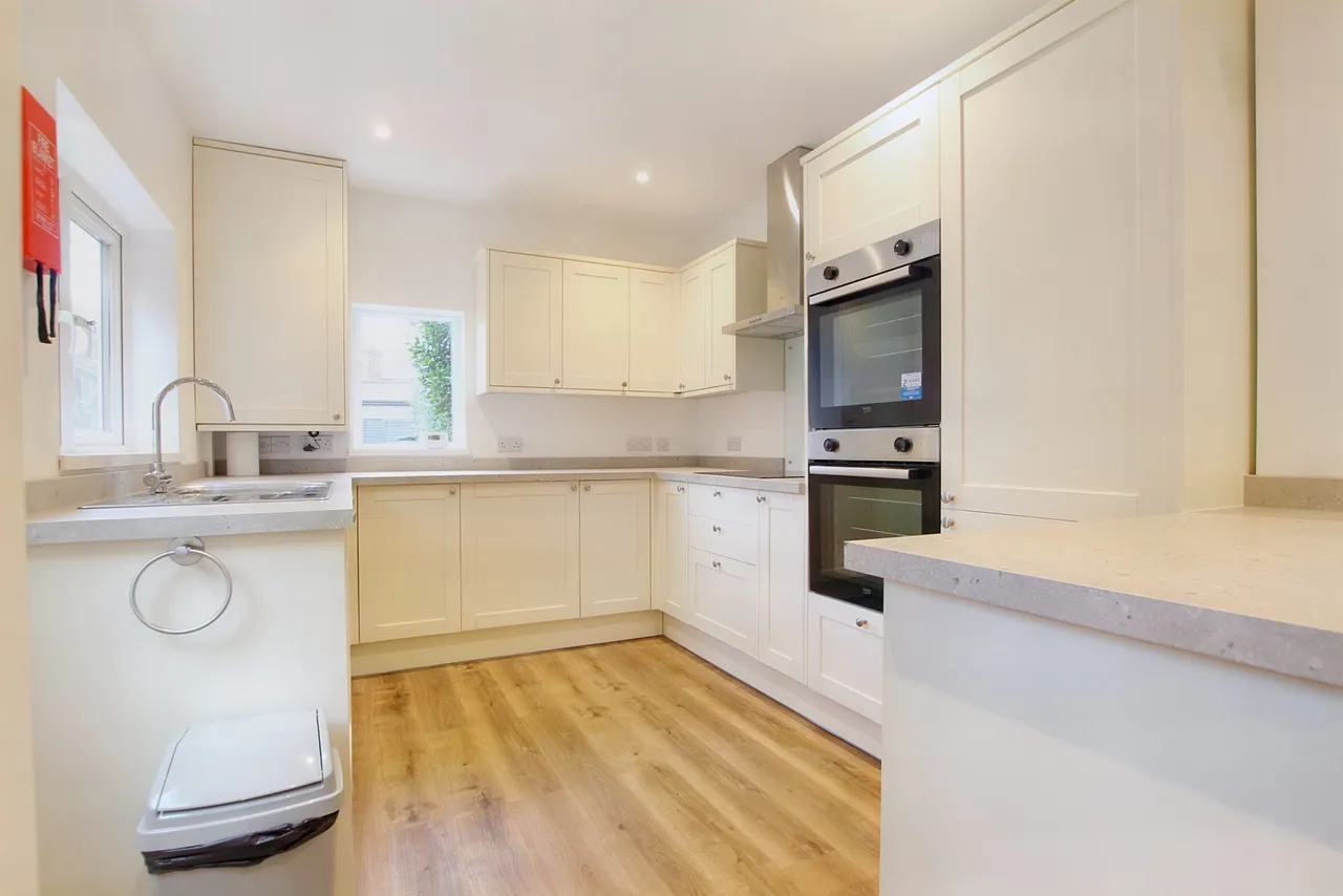 Room 1, 155, Tredworth Road, Gloucester, GL1 4QZ, photo 3