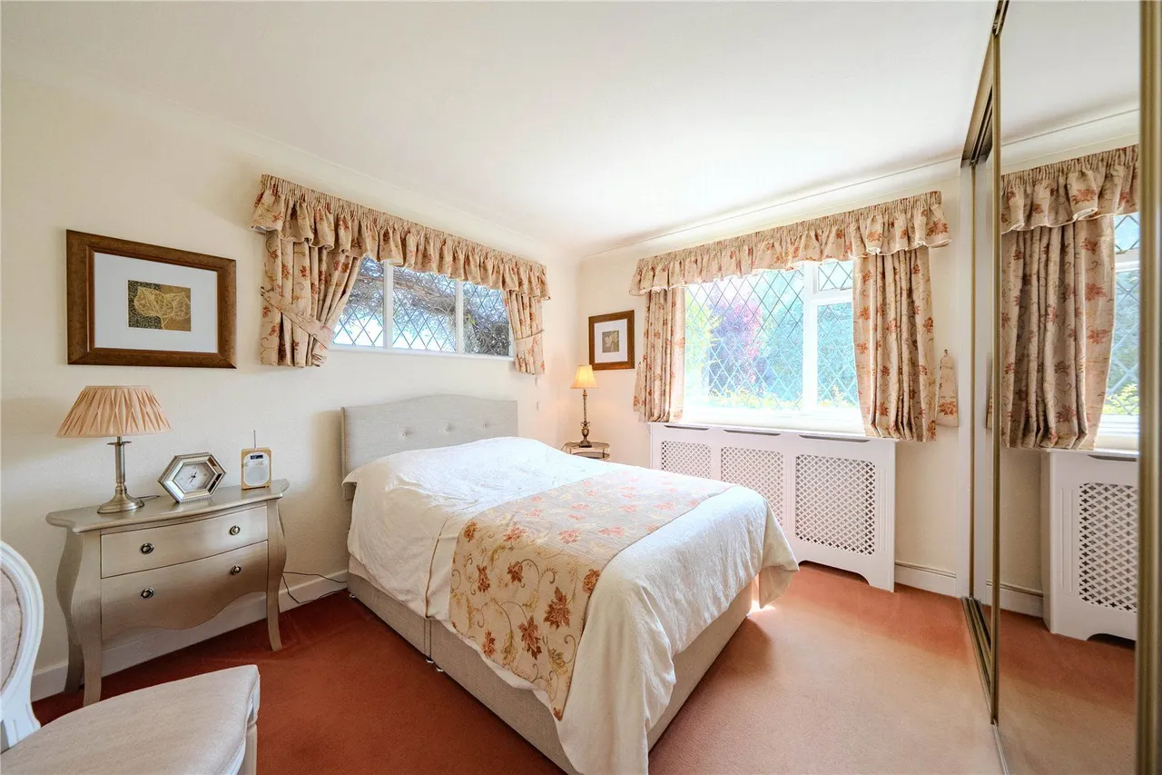 Rockwood Crescent, Calverley, LS28, photo 5