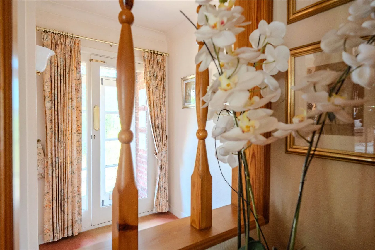 Rockwood Crescent, Calverley, LS28, photo 19