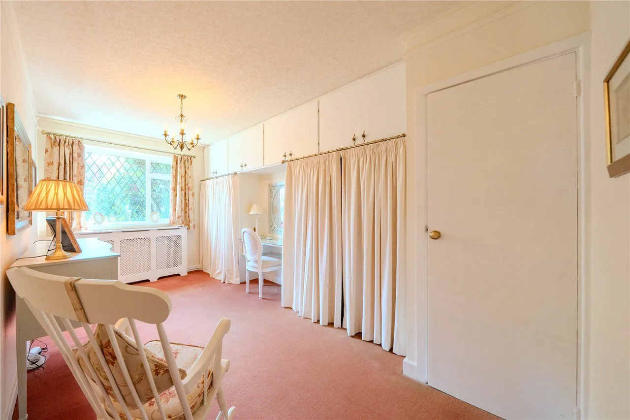 Rockwood Crescent, Calverley, LS28, photo 6