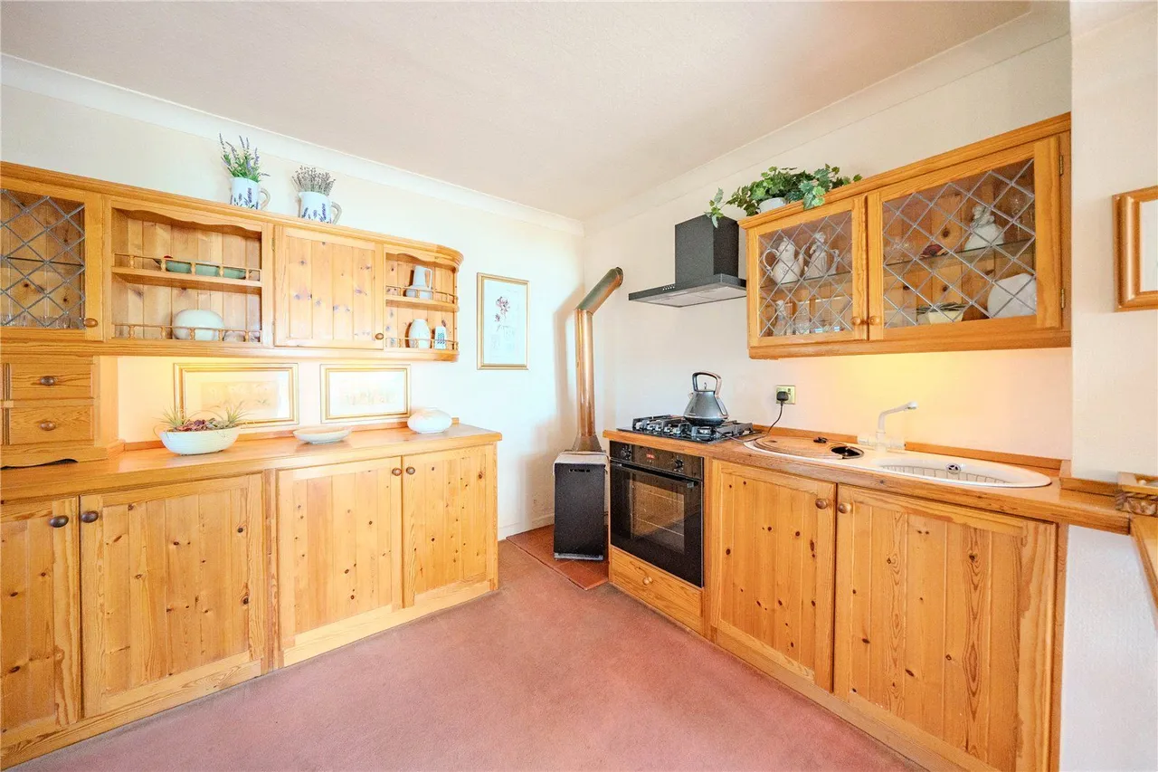 Rockwood Crescent, Calverley, LS28, photo 16
