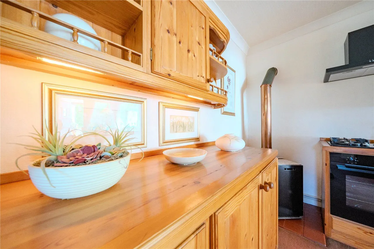 Rockwood Crescent, Calverley, LS28, photo 18