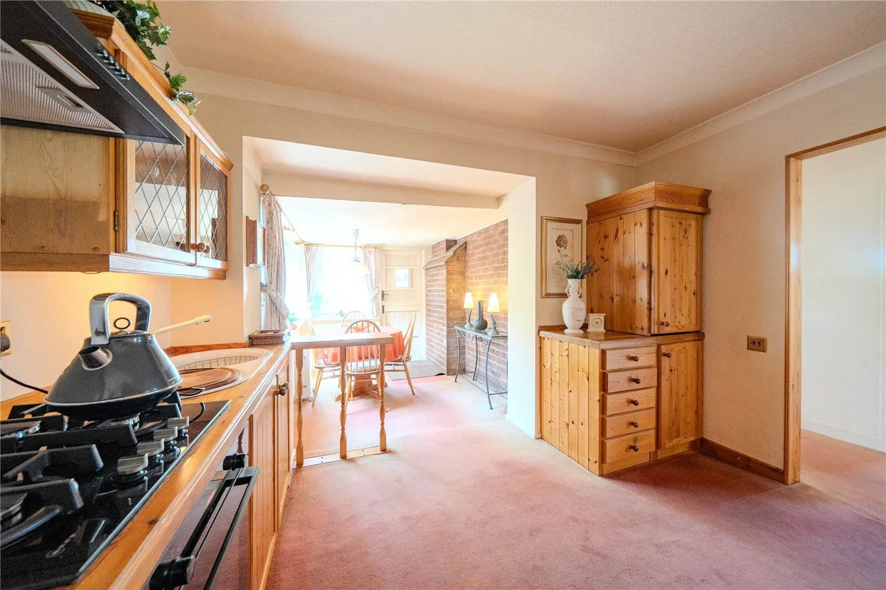 Rockwood Crescent, Calverley, LS28, photo 17