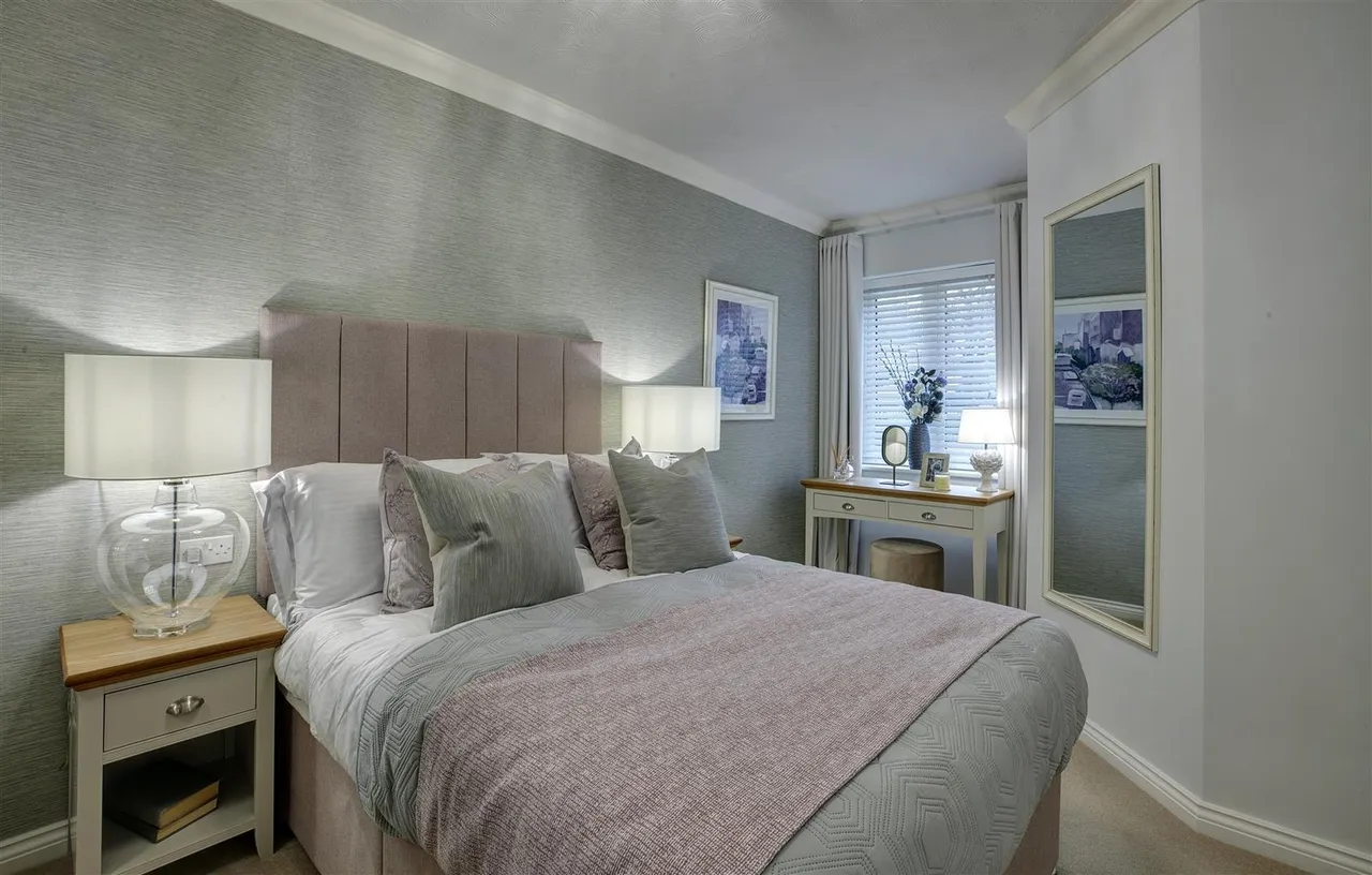 Great Tattenhams, Epsom, KT18 5SF, photo 4