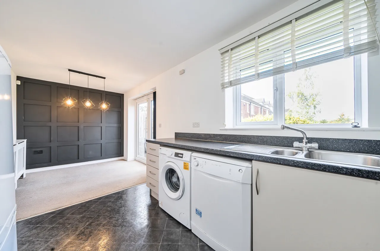 Alder Road, Whinmoor, LS14, photo 6