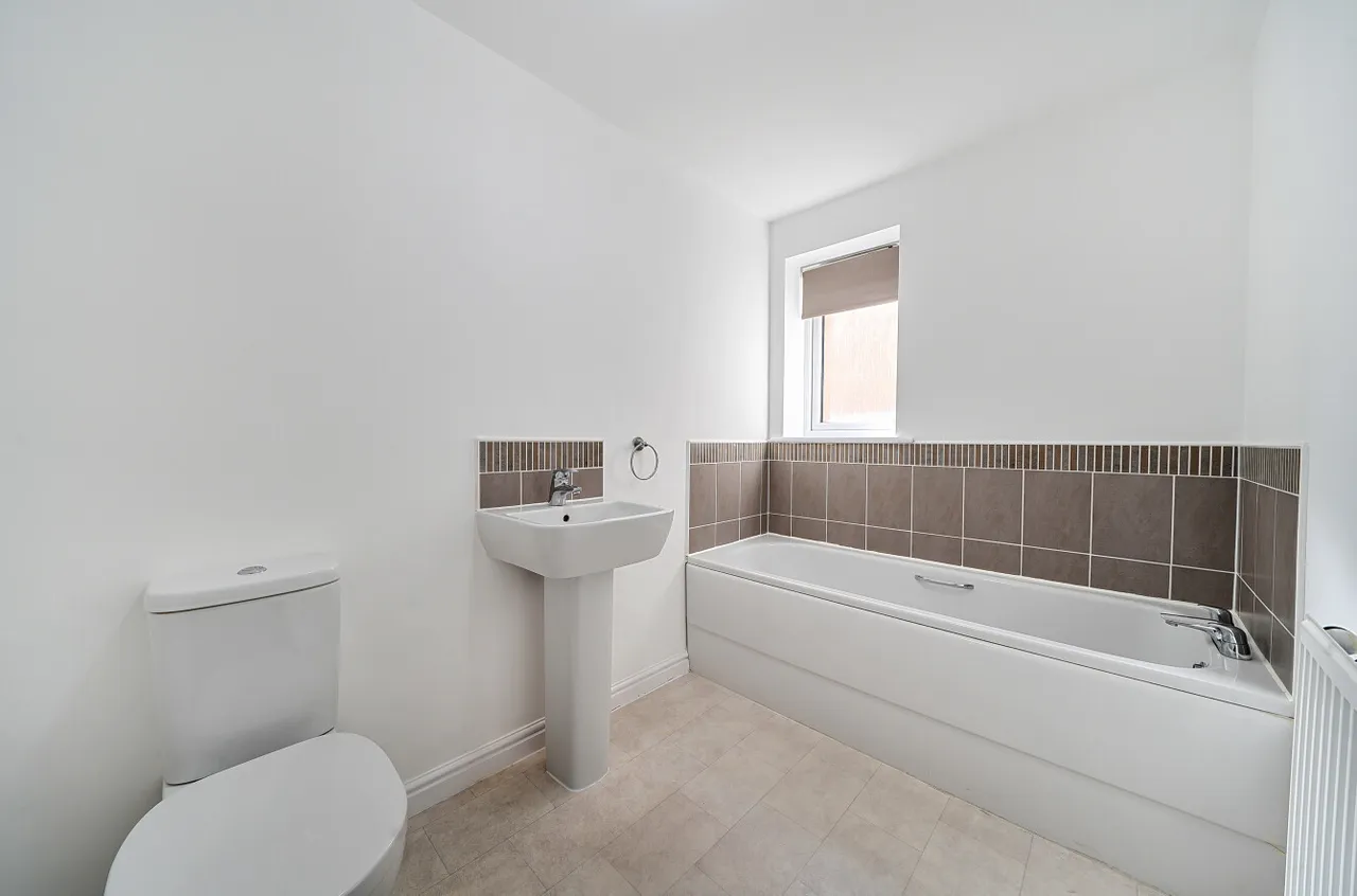 Alder Road, Whinmoor, LS14, photo 17