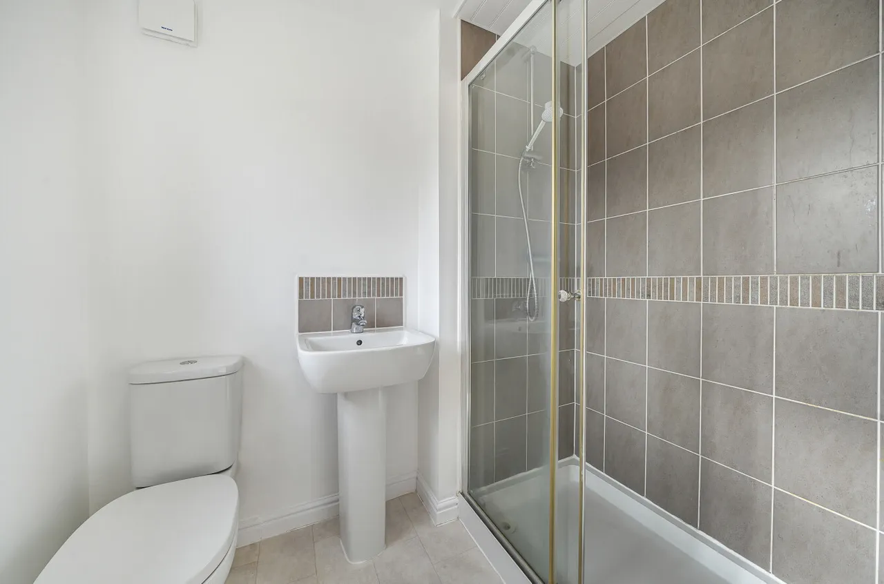Alder Road, Whinmoor, LS14, photo 11