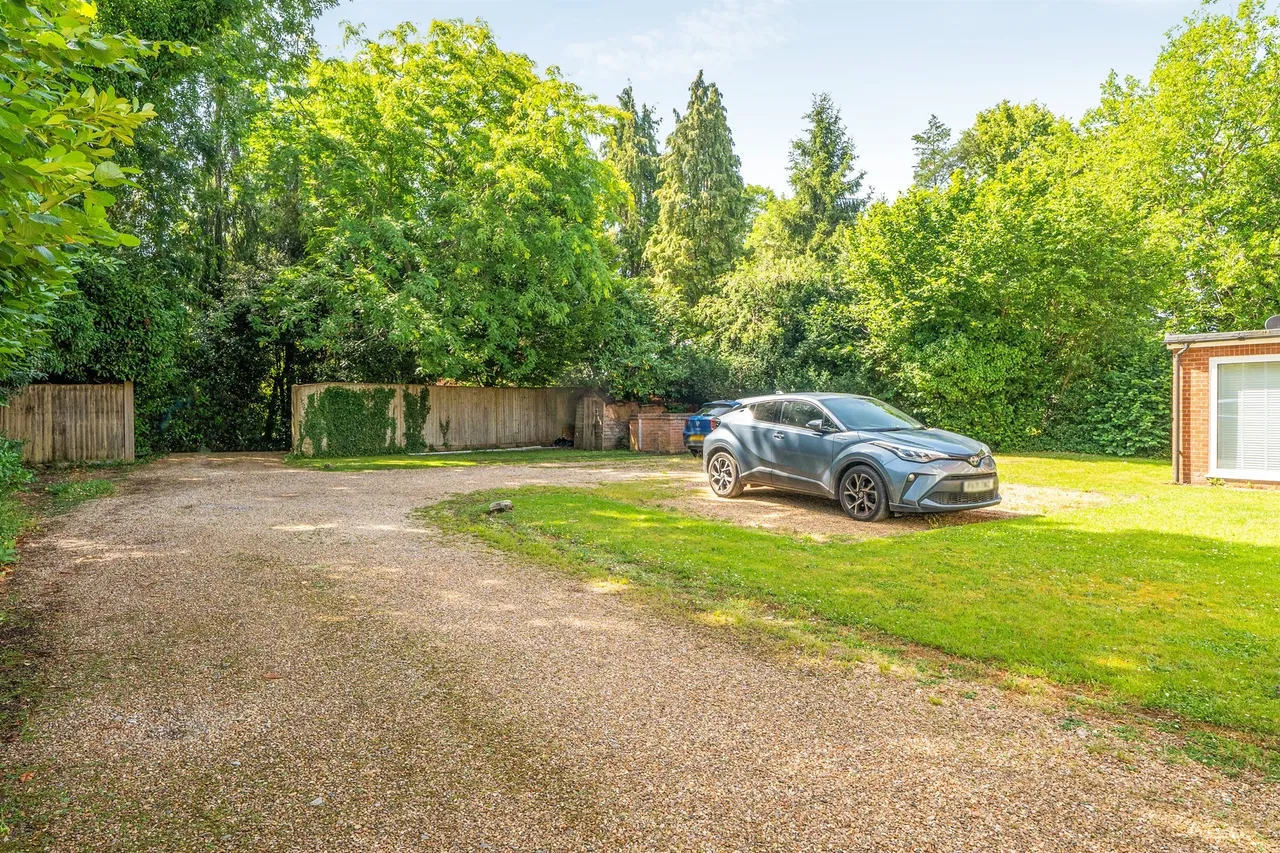 Ray Park Avenue, Maidenhead, SL6, photo 11