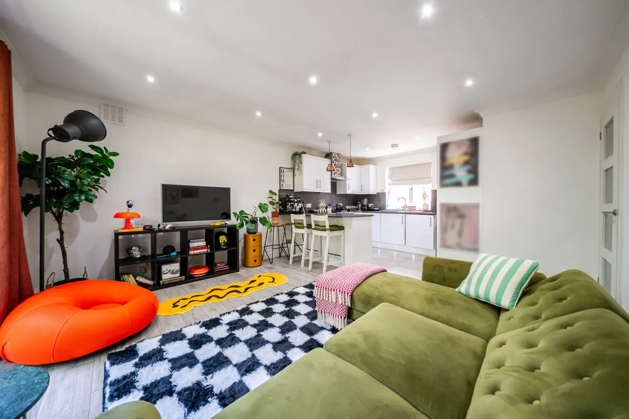 Clapham Common South Side, Clapham, London, SW4, photo 12