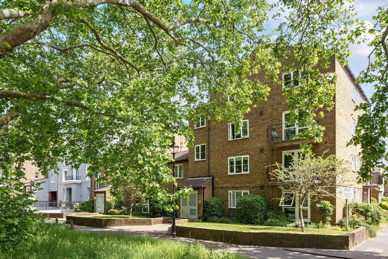 Clapham Common South Side, Clapham, London, SW4, photo 7