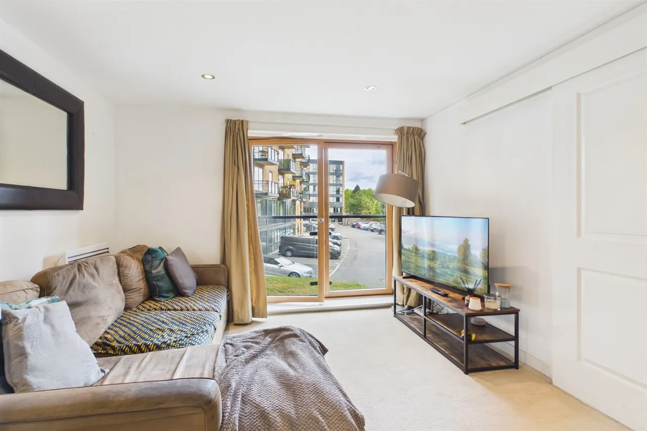 Durnsford Road, London, SW19, photo 4