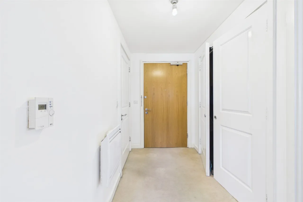 Durnsford Road, London, SW19, photo 9