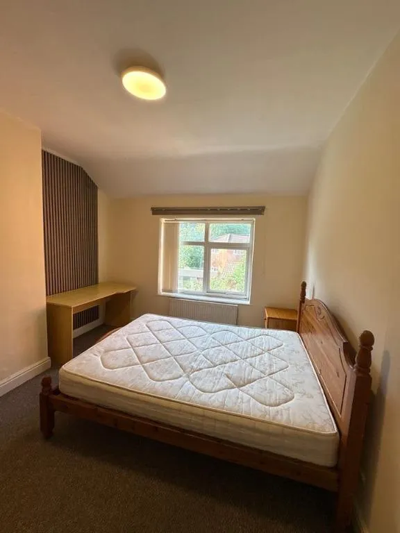 Mauldeth Road, Withington, M14, photo 10