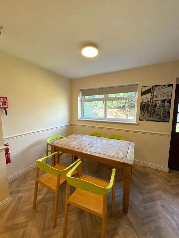 Mauldeth Road, Withington, M14, photo 4