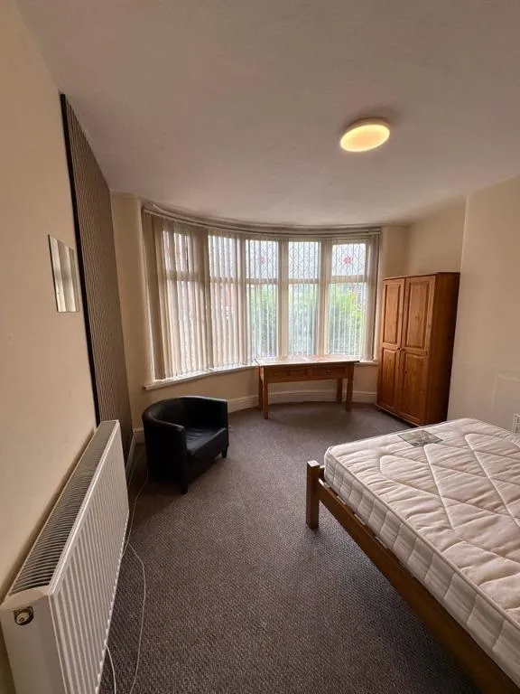 Mauldeth Road, Withington, M14, photo 9