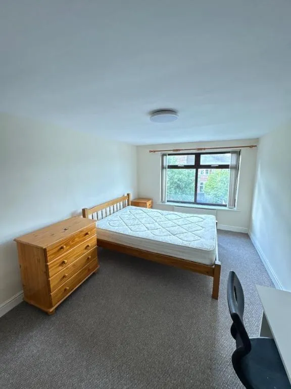 Mauldeth Road, Withington, M14, photo 12