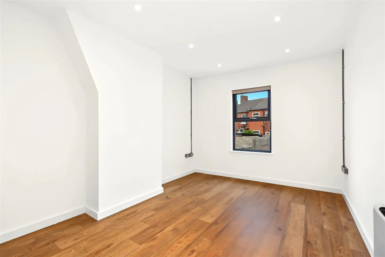 Main Street, Kimberley, NG16, photo 9