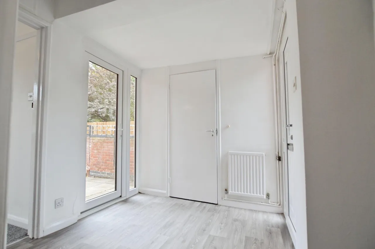 Hill Road, Arborfield, RG2, photo 3