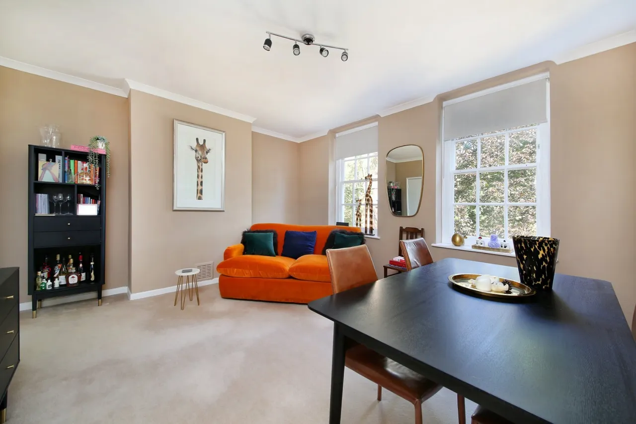 Vicarage Crescent, London, SW11, photo 9