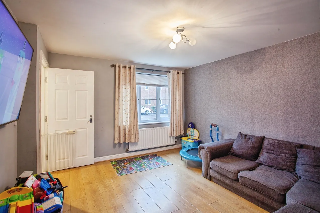 Kingfisher Drive, Wombwell, Barnsley, photo 8