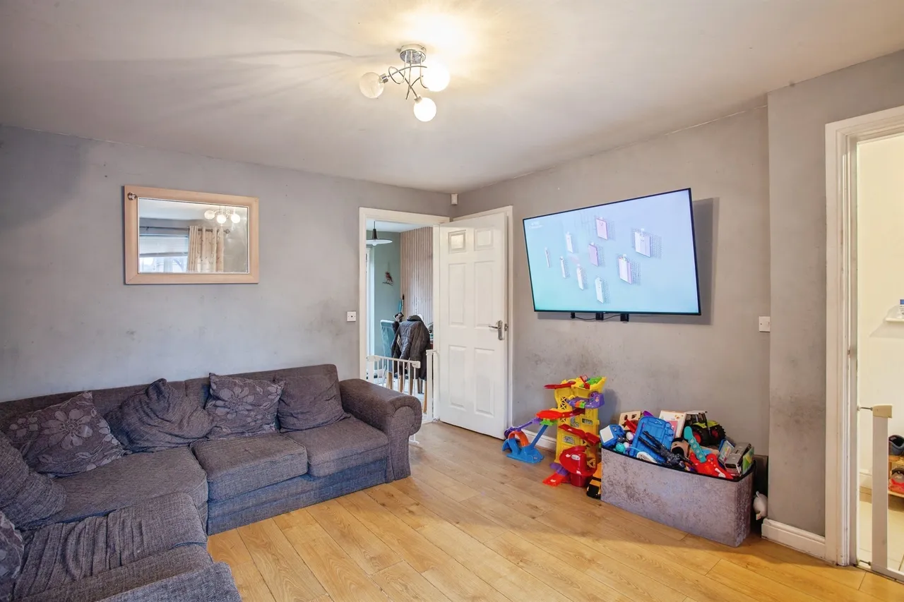 Kingfisher Drive, Wombwell, Barnsley, photo 10
