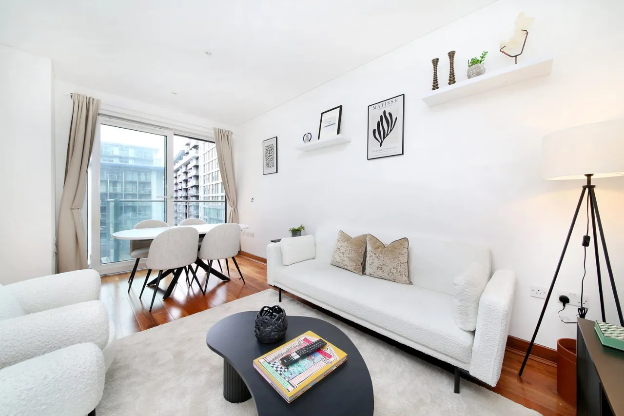 Queenstown Road, London, SW11, photo 6