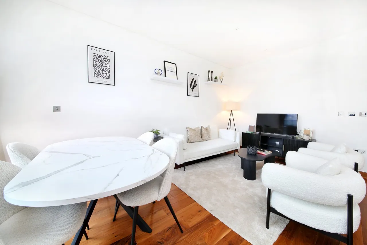 Queenstown Road, London, SW11, photo 8
