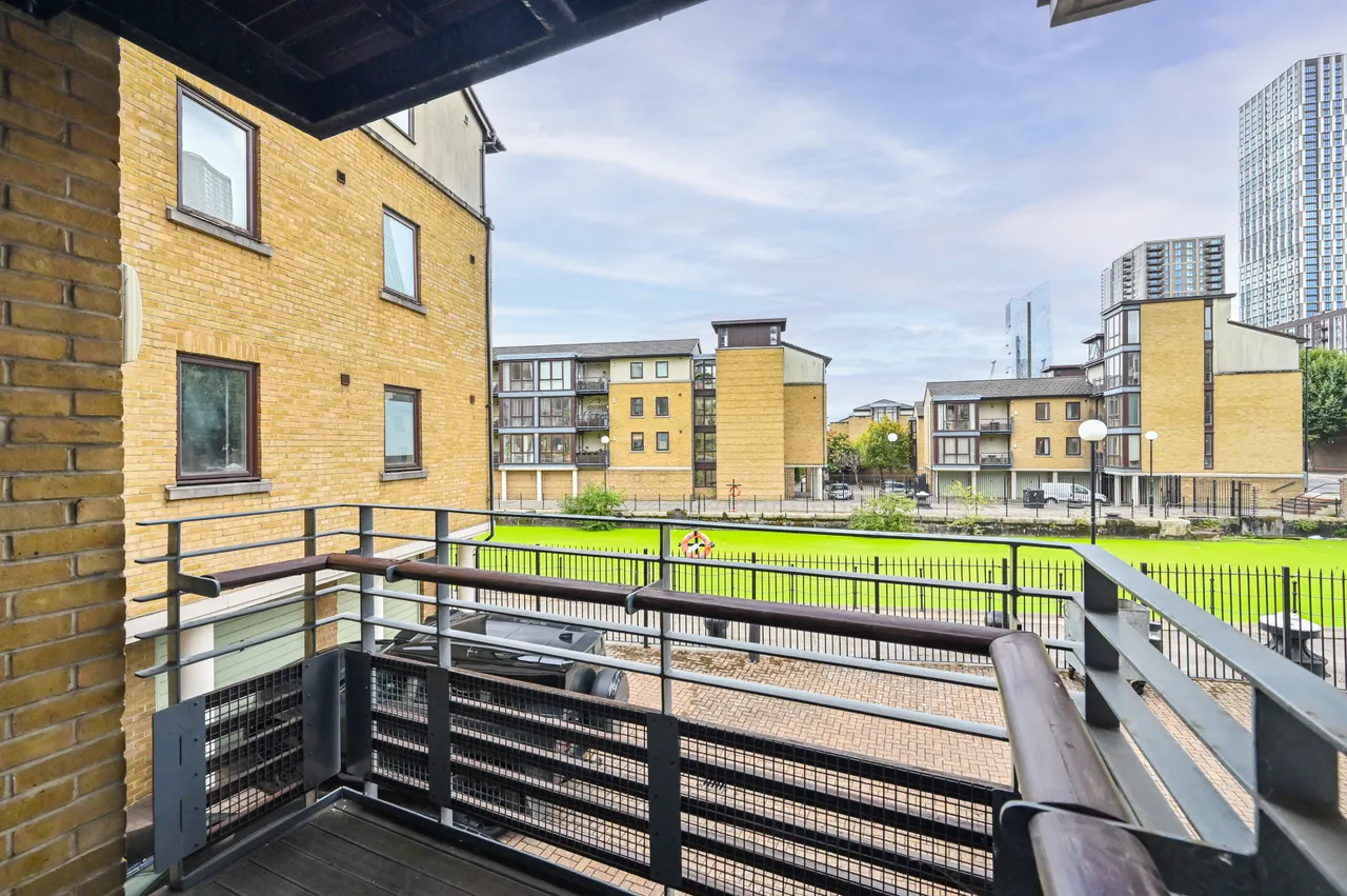 7 Arran House, Raleana Road, London, photo 6