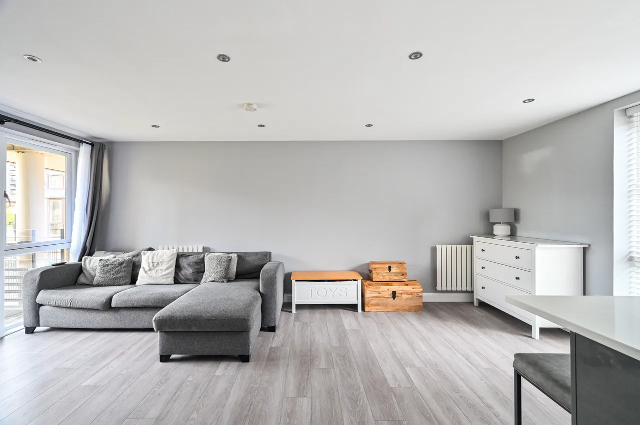 7 Arran House, Raleana Road, London, photo 10