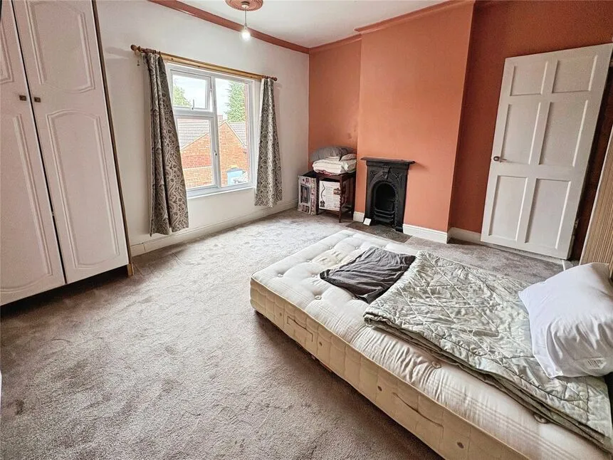 School Road, Bulkington, CV12, photo 12